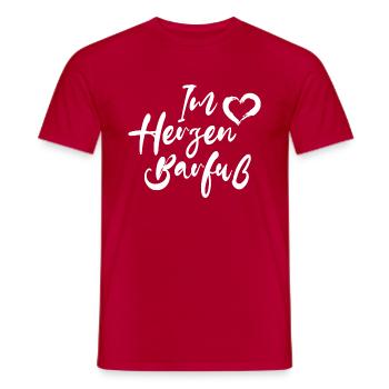 IM HERZEN BARFUSS ZUHAUSE LEBEN URLAUB MEER LIEBE - Männer T-Shirt - Rot - Vorne - AI Model Male 178 dark (178cm)