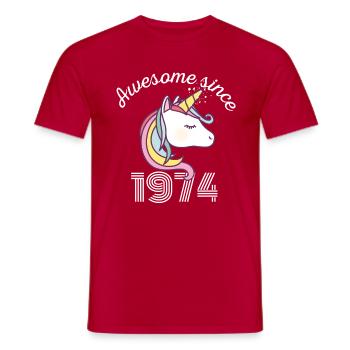 Drôle d’anniversaire génial depuis 1974 - T-shirt homme - rouge - Devant - AI Model Male 178 dark (178cm)