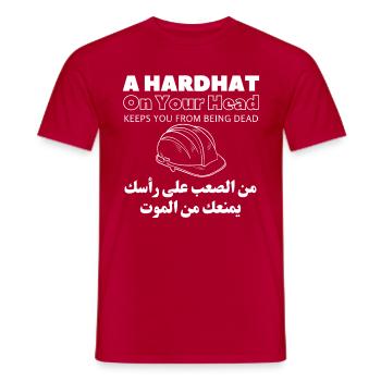 Un casque de sécurité sur votre tête protège votre vie - T-shirt homme - rouge - Devant - AI Model Male 178 dark (178cm)