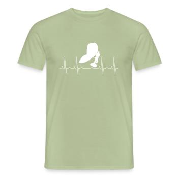Wingfoil Fréquence cardiaque - T-shirt homme - vert sauge - Devant - AI Model Male 178 light (178cm)