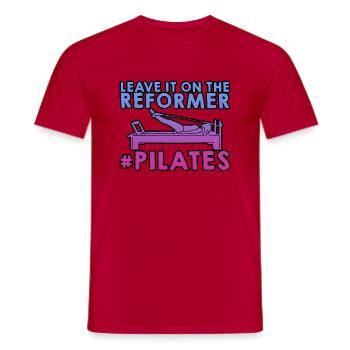 Leave It All On The Reformer #pilates 2 - Männer T-Shirt - Rot - Vorne - AI Model Male 178 dark (178cm)
