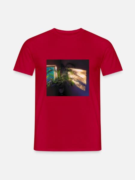 Pflanze im Sonnenlicht - Männer T-Shirt - Rot