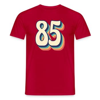 T-Shirt rétro Vintage numéro 85 quatre-vingt-cinq - T-shirt homme - rouge - Devant - AI Model Male 178 dark (178cm)