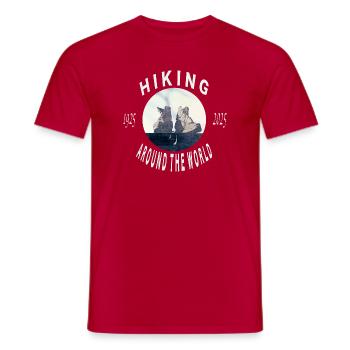 Hiking Around the World Boots Logo - Männer T-Shirt - Rot - Vorne - AI Model Male 178 dark (178cm)