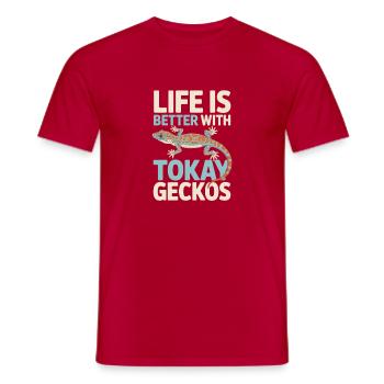 Das Leben ist besser mit Tokay-Geckos - Männer T-Shirt - Rot - Vorne - AI Model Male 178 dark (178cm)