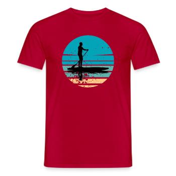 Paddleboard mit maritimer Atmosphäre im Retro-Stil - Männer T-Shirt - Rot - Vorne - AI Model Male 178 dark (178cm)