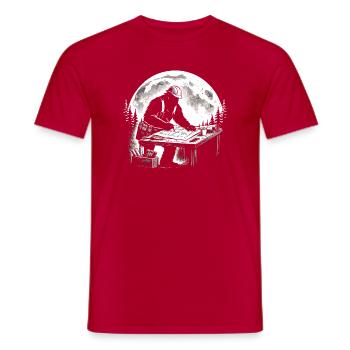 Architecte Bigfoot - T-shirt homme - rouge - Devant - AI Model Male 178 dark (178cm)