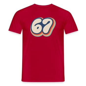 67 - Sixty Seven Nummer 67 Vintage Retro Meme Six - Männer T-Shirt - Rot - Vorne - AI Model Male 178 dark (178cm)