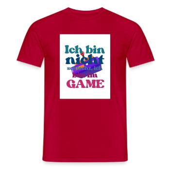 Ich bin im GAME – bunter Spruch - Männer T-Shirt - Rot - Vorne - AI Model Male 178 dark (178cm)