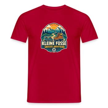 Kleine Füße großes Abenteuer – Familie - Männer T-Shirt - Rot - Vorne - AI Model Male 178 dark (178cm)