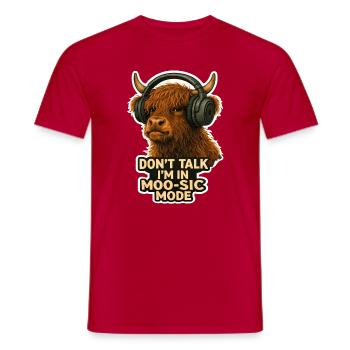Don't Talk I'm in Moo-sic Mode – Lustige Highland  - Männer T-Shirt - Rot - Vorne - AI Model Male 178 dark (178cm)