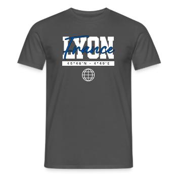 Lyon Frankreich Koordinaten Reise Souvenir - Männer T-Shirt - Anthrazit - Vorne - AI Model Male 178 light (178cm)