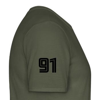 91 - Männer T-Shirt - Militärgrün - Rechts - AI Model Male 178 light (178cm)
