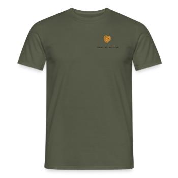 verify you are human - Männer T-Shirt - Militärgrün - Vorne - AI Model Male 178 light (178cm)
