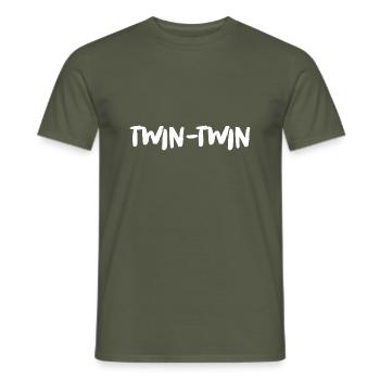 Grossesse Baby shower Babyshower Boy Girl - T-shirt homme - vert militaire - Devant - AI Model Male 178 light (178cm)