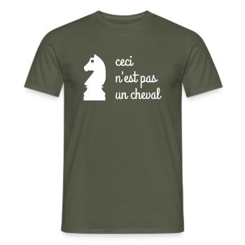 Ceci n'est pas un cheval - T-shirt homme - vert militaire - Devant - AI Model Male 178 light (178cm)