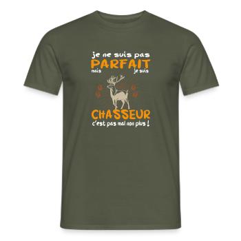 Parfait Chasseur - Cadeau Humour Chasse - T-shirt homme - vert militaire - Devant - AI Model Male 178 light (178cm)