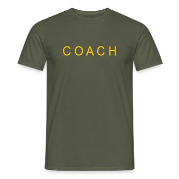 Coach - Männer T-Shirt - Militärgrün - Vorne - AI Model Male 178 light (178cm)