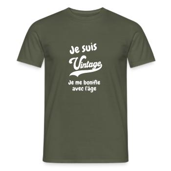 Je suis vintage je le bonifie avec l âge - T-shirt homme - vert militaire - Devant - AI Model Male 178 light (178cm)