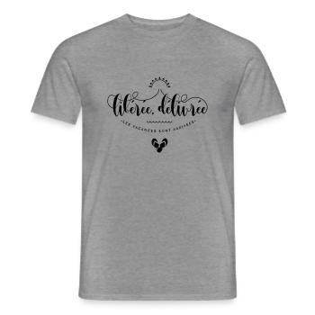 Libérée, délivrée les vacances sont arrivées - T-shirt homme - graphite chiné - Devant - AI Model Male 178 light (178cm)