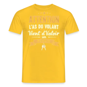 Maquette de T-shirt homme « Humour Jeune Conducteur - Mon Permis en Poche » à imprimer et personnaliser