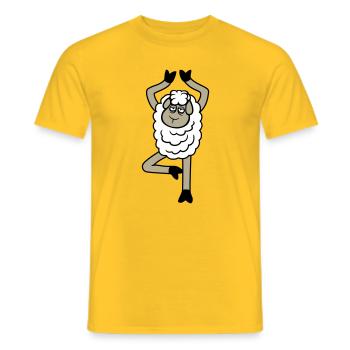mouton fatigué épuisé triste yoga arbre pose bande dessinée - T-shirt homme - jaune - Devant - AI Model Male 178 dark (178cm)