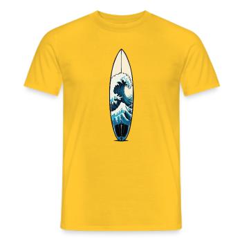 Welle auf Surfbrett Ukiyo Stil - Männer T-Shirt - Gelb - Vorne - AI Model Male 178 dark (178cm)