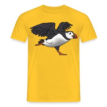 Papageientaucher - Männer T-Shirt - Gelb - Vorne - AI Model Male 178 dark (178cm)