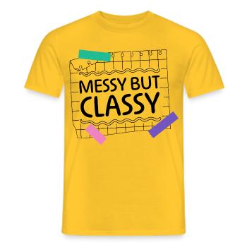 Messy but Classy – Eltern-Lifestyle Statement - Männer T-Shirt - Gelb - Vorne - AI Model Male 178 dark (178cm)