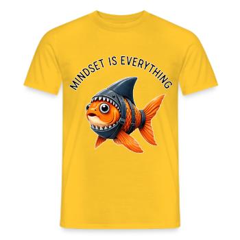 Mindset Fish – Be the Shark - Men's T-Shirt - yellow - Front - AI Model Male 178 dark (178cm)