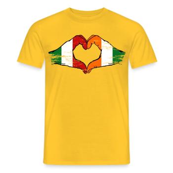 Italie Côte d’Ivoire Drapeau Cœur - T-shirt homme - jaune - Devant - AI Model Male 178 dark (178cm)