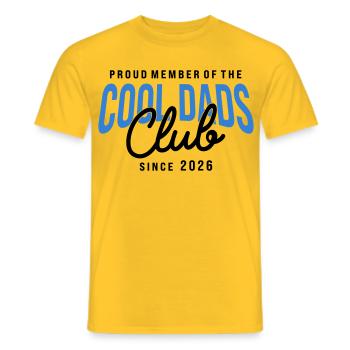 Membre du club Dads Cool depuis 2026 Dad Gift - T-shirt homme - jaune - Devant - AI Model Male 178 dark (178cm)