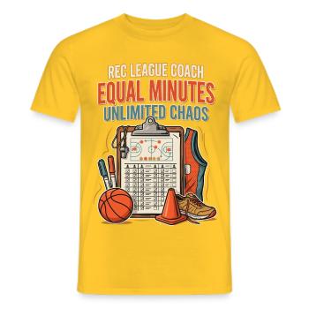 Rec-Liga Coach Gleiche Minuten Chaos - Männer T-Shirt - Gelb - Vorne - AI Model Male 178 dark (178cm)