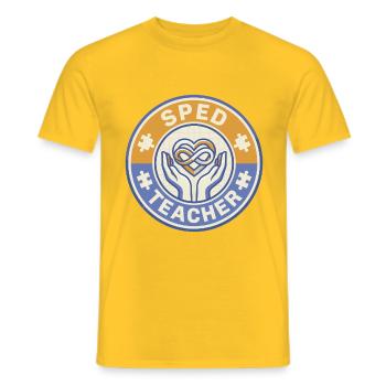 Vintage-SPED-Lehrer Infinity Heart Hands Abzeichen an - Männer T-Shirt - Gelb - Vorne - AI Model Male 178 dark (178cm)