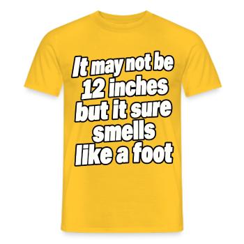 Es ist vielleicht nicht 12 Zoll – lustiges Zitat aus Erwachsenenhumor - Männer T-Shirt - Gelb - Vorne - AI Model Male 178 dark (178cm)