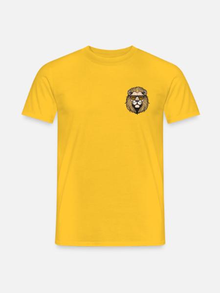 Löwe mit Sonnenbrille - Männer T-Shirt - Gelb