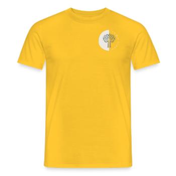 Gottesnamen: YHWH Jireh, Gott wird versorgen - Männer T-Shirt - Gelb - Vorne - AI Model Male 178 dark (178cm)