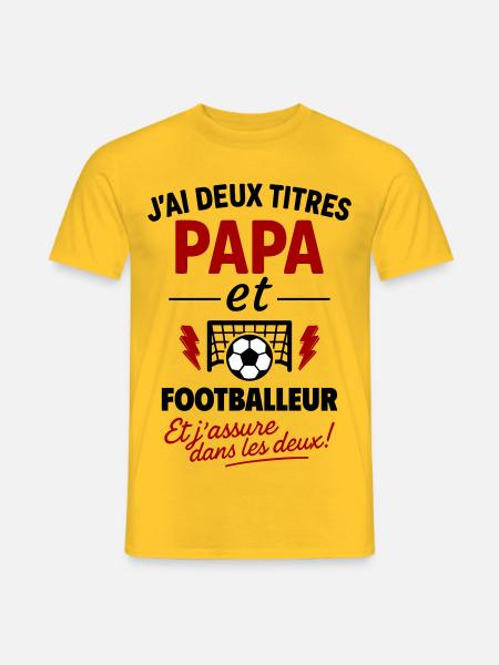 Papa Fußballer Geschenk Vatertag Weihnachten Fußball - Männer T-Shirt - Gelb