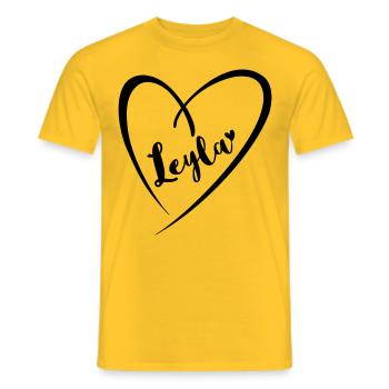 Leyla Name Vorname im Herzrahmen - Männer T-Shirt - Gelb - Vorne - AI Model Male 178 dark (178cm)