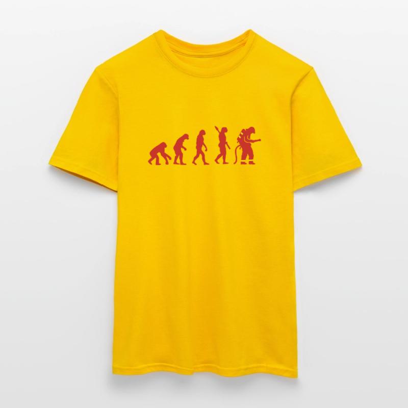 EVOLUTION FIREFIGHTER FIREFIGHTER FIREFIGHTER Men’s T-shirt