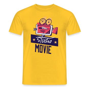 Hollywood Studio Movie avec une vieille caméra rétro - T-shirt homme - jaune - Devant - AI Model Male 178 dark (178cm)