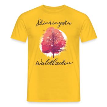 Arbre de baignade de la forêt de Shinrinyoku et forêt avec visage - T-shirt homme - jaune - Devant - AI Model Male 178 dark (178cm)