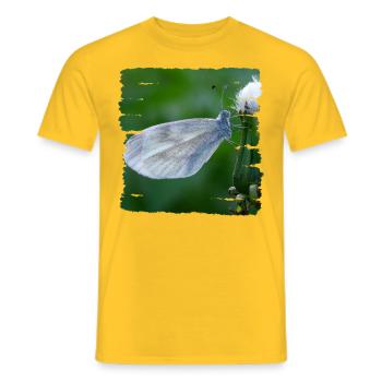 Butterfly resting on a thistle - Men's T-Shirt - yellow - Front - AI Model Male 178 dark (178cm)