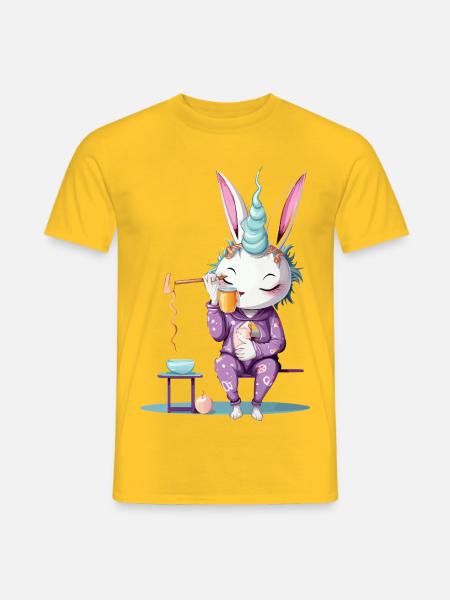 Einhorn im Pyjama Kaffeezauber - Männer T-Shirt - Gelb