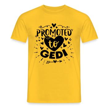 Befördert zum Gedi Patenonkel Österreich - Männer T-Shirt - Gelb - Vorne - AI Model Male 178 dark (178cm)