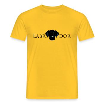 Labrador - Männer T-Shirt - Gelb - Vorne - AI Model Male 178 dark (178cm)