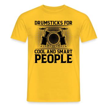 Drumsticks For Cool And Smart People - Drum Player - Männer T-Shirt - Gelb - Vorne - AI Model Male 178 dark (178cm)