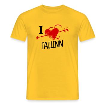 I Love Tallinn Herz und Pfeil Stadt Liebe Souvenir - Männer T-Shirt - Gelb - Vorne - AI Model Male 178 dark (178cm)