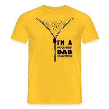 Ich bin ein Programmierer, Vater, nichts macht mir Angst - Männer T-Shirt - Gelb - Vorne - AI Model Male 178 dark (178cm)
