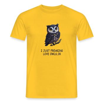 i just freaking love owl ok - Men's T-Shirt - yellow - Front - AI Model Male 178 dark (178cm)